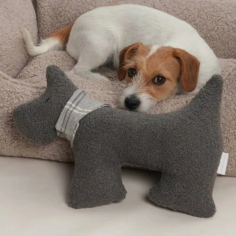 Plüschhund FRED Paddy mit Halstuch